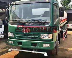 Wholesale 4x2 FAW Water Tanker Truck 4000 - 6000 Liters Tanker Volume Manual Gearbox from china suppliers