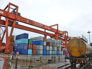 Wholesale A6 A7 40 Ton Rail Mounted Gantry Crane Seaport RMG Container Cranes from china suppliers