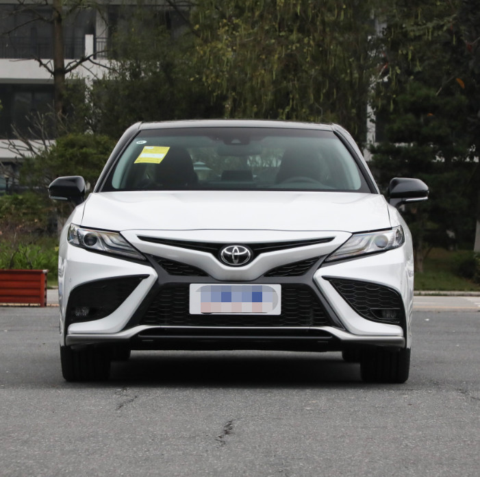 Excellent Toyota Camry 2023 2.5G/S/Q Medium Car 4 Doors 5 Seats Sedan Gasoline Hybrid China Professional Vehicle Exporte