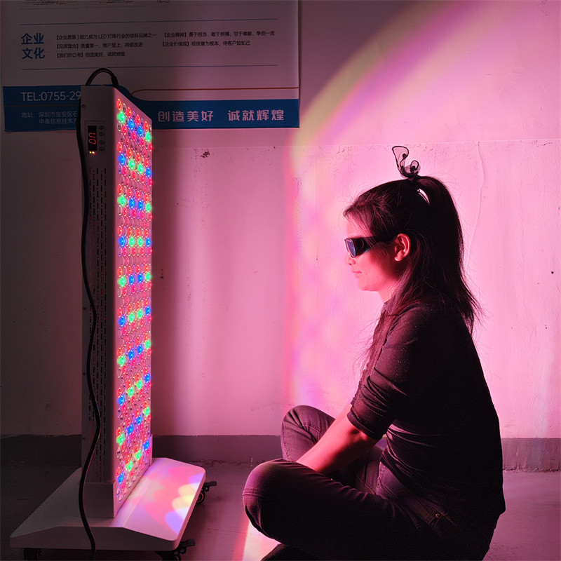 1500w Multi-Wavelength LED Red Light Therapy Machine For Weight Loss Anti-Aging And Pain Relief Home Use