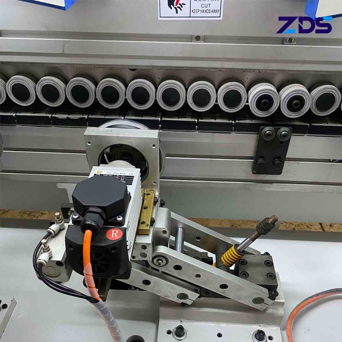 High Speed Automatic Edge Banding Machine PLC Intelligent Control