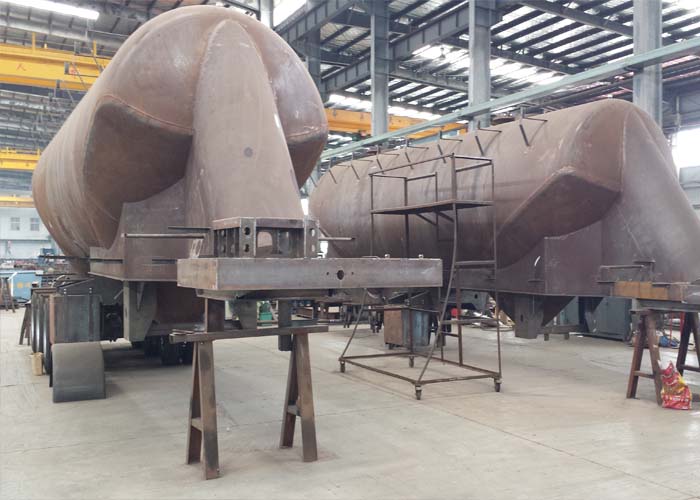 Bulk cement trailer workshop in production