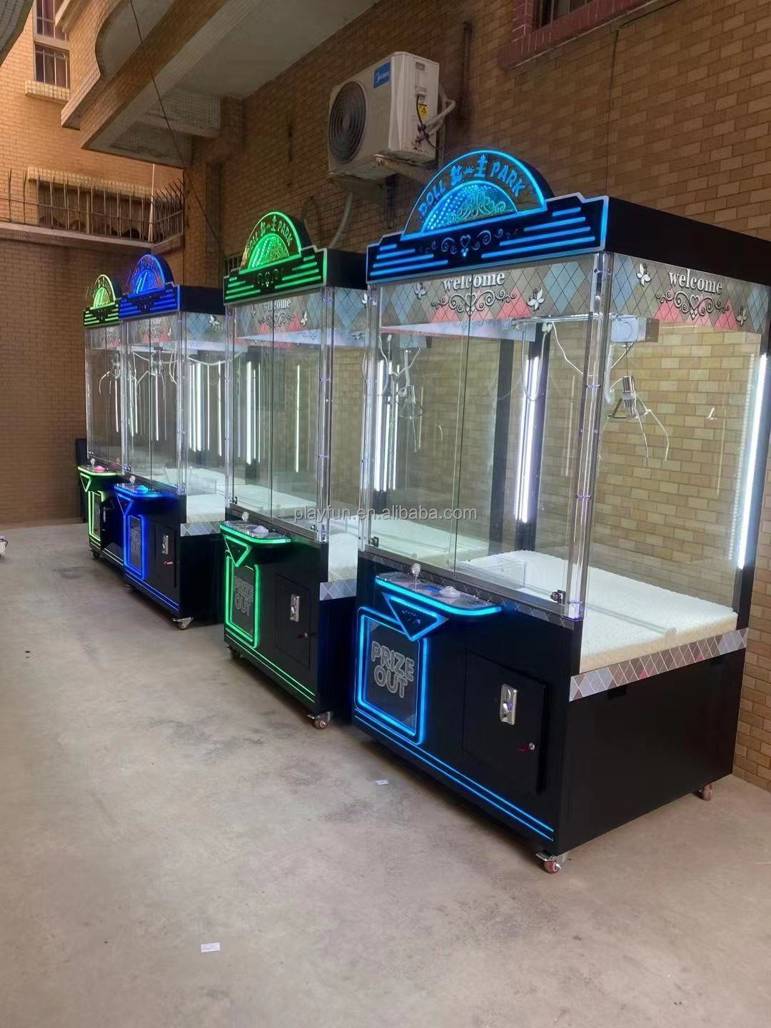 New Design Amusement Vending Machine Crane Toy Two Claw Machine