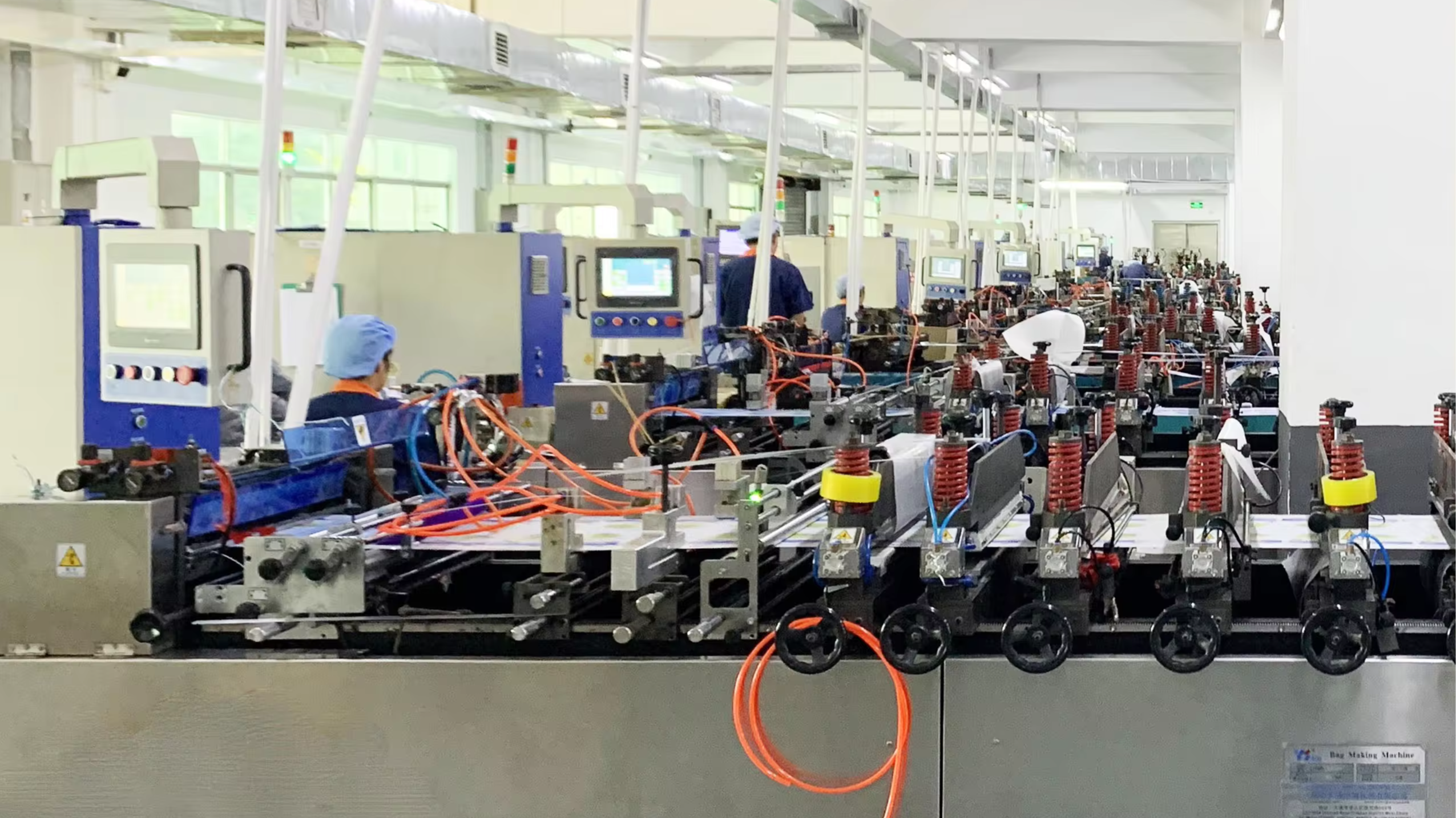 Custom Irregularly Shaped Die Cut 3.5g Mylar Plastic Bags Reusable Seal for Food Pet Food Storage