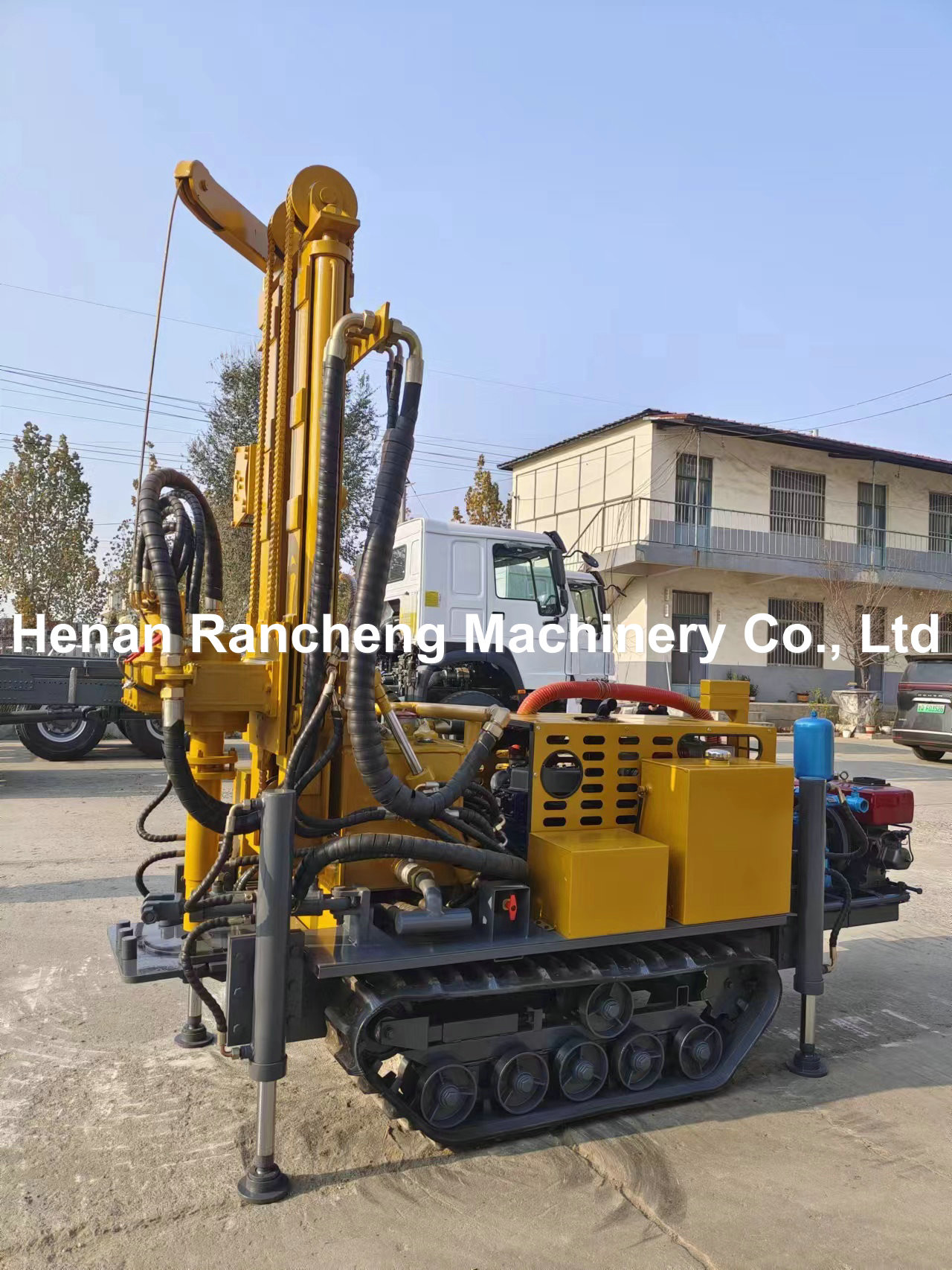 High Efficiency 150m Deep Compact Crawler Water Well Drilling Rig Machine