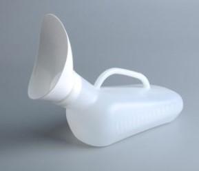 Wholesale Portable female urinal with lid, women's urinal,Unisex urinal bottle,disposable medical urinal 1000 ml from china suppliers