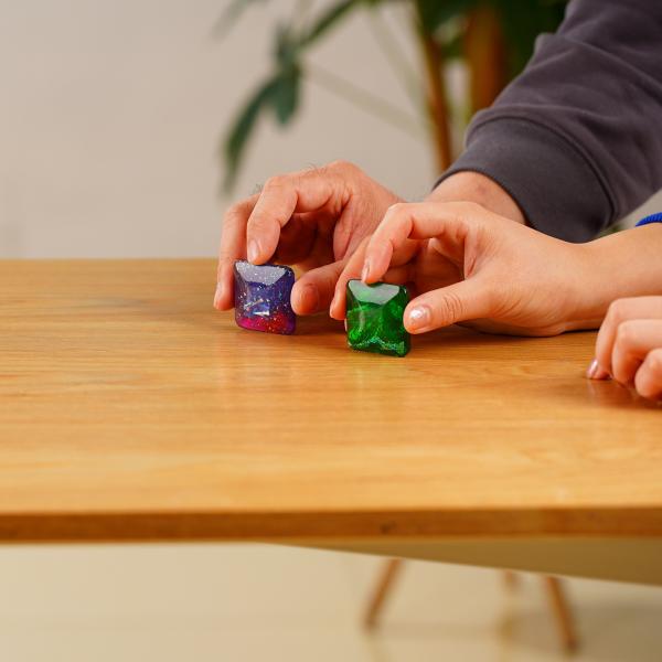 Popular Fingertip Jet Toy Flip Desk Toy Kinetic Skill Toys Desktop Stress Relief