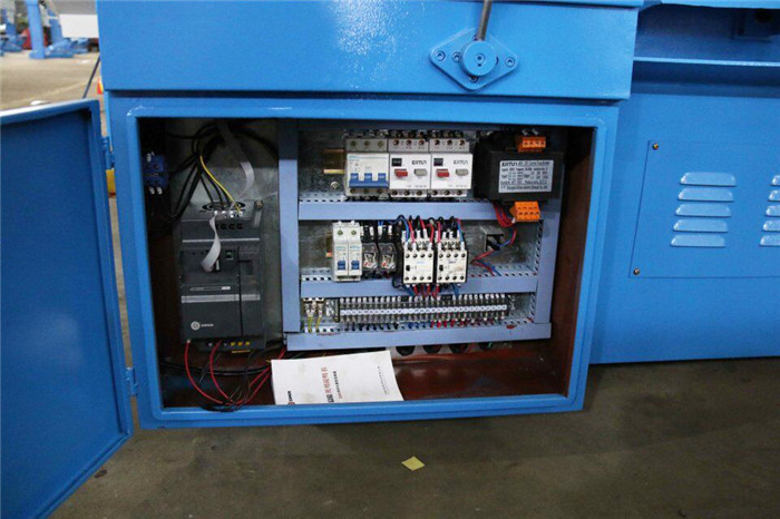 Metal Cutting Band Saw Machine GW4228 GW4230 3505X27X0.9 MM Blade Size
