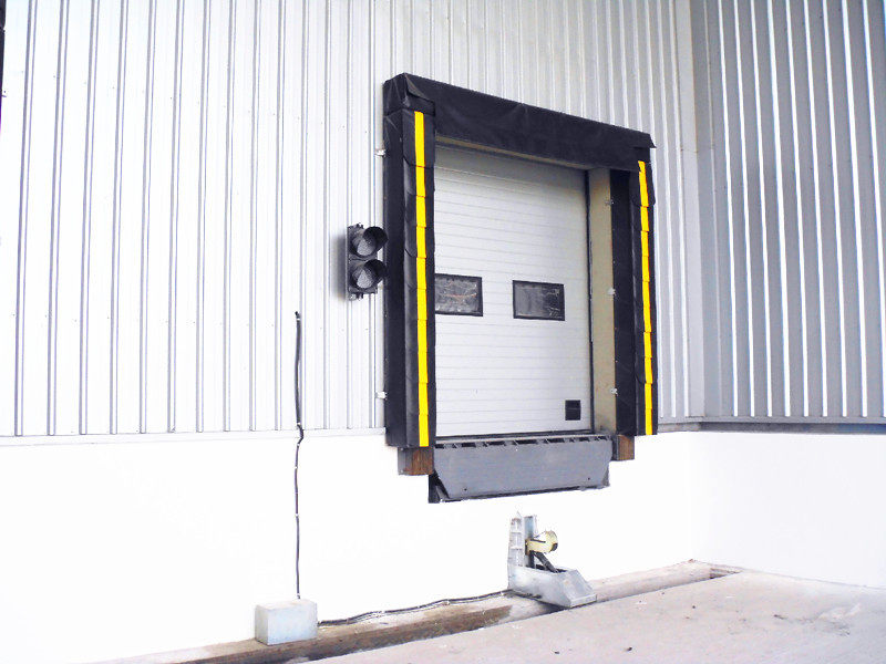 Sponge Dock Seals and Shelters Rolling Formed Galvanzied Steel Frame