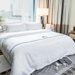 Adults Hotel Bedding Sets Coverlet Duvet Cover Sets Traditional Jacquard Pattern