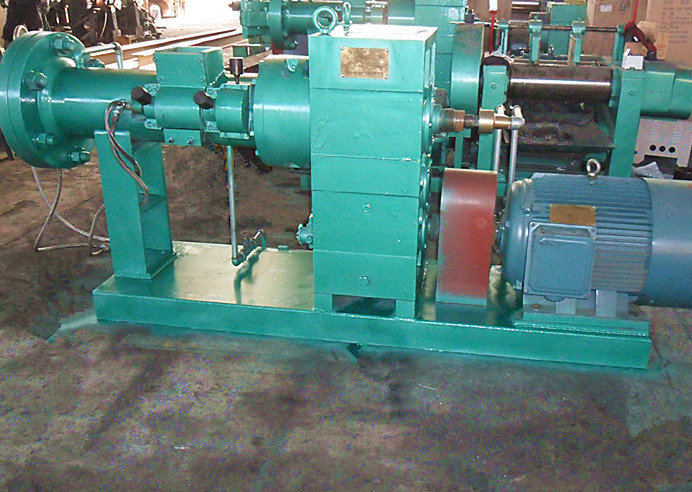 customized silicone strip production line/rubber extruder machine