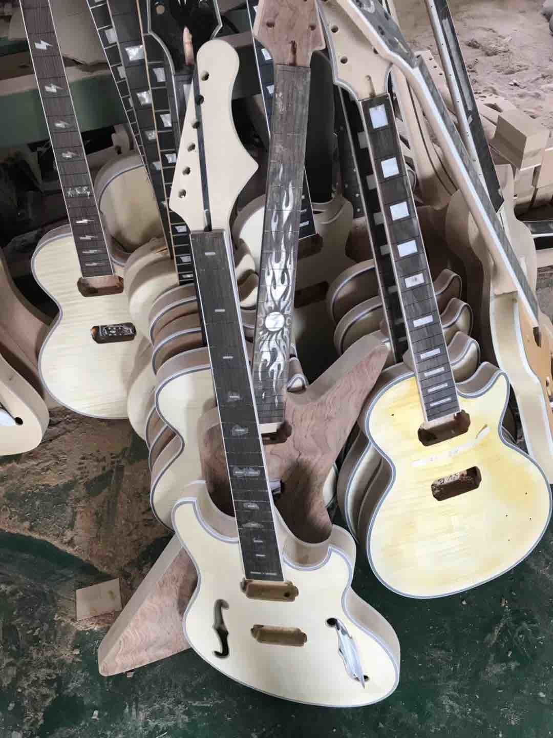 Custom High Quality 5 Strings MM StingRay Active Pickups 9V Battery Electric Bass Guitar