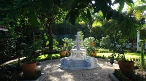 Wholesale Outdoor park stone white fountain,white marble garden carving water fountain ,China stone carving Sculpture supplier from china suppliers