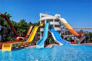 Wholesale ODM Water Play Equipment Fiberglass Water Slide for Swimming Pool from china suppliers