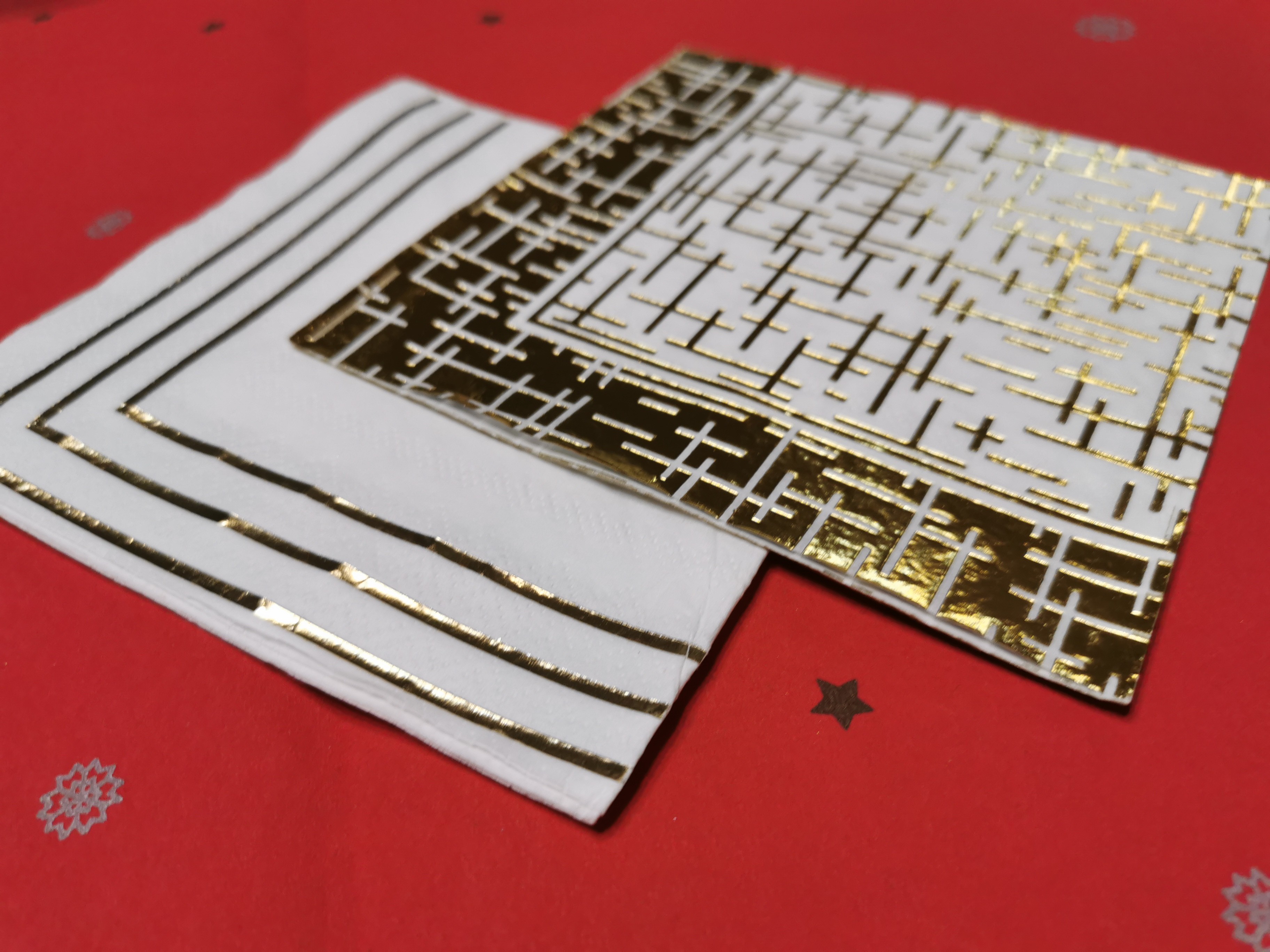 Banquet Highly Absorbent Decorated Gold Foil Party Napkins Disposable Tissue