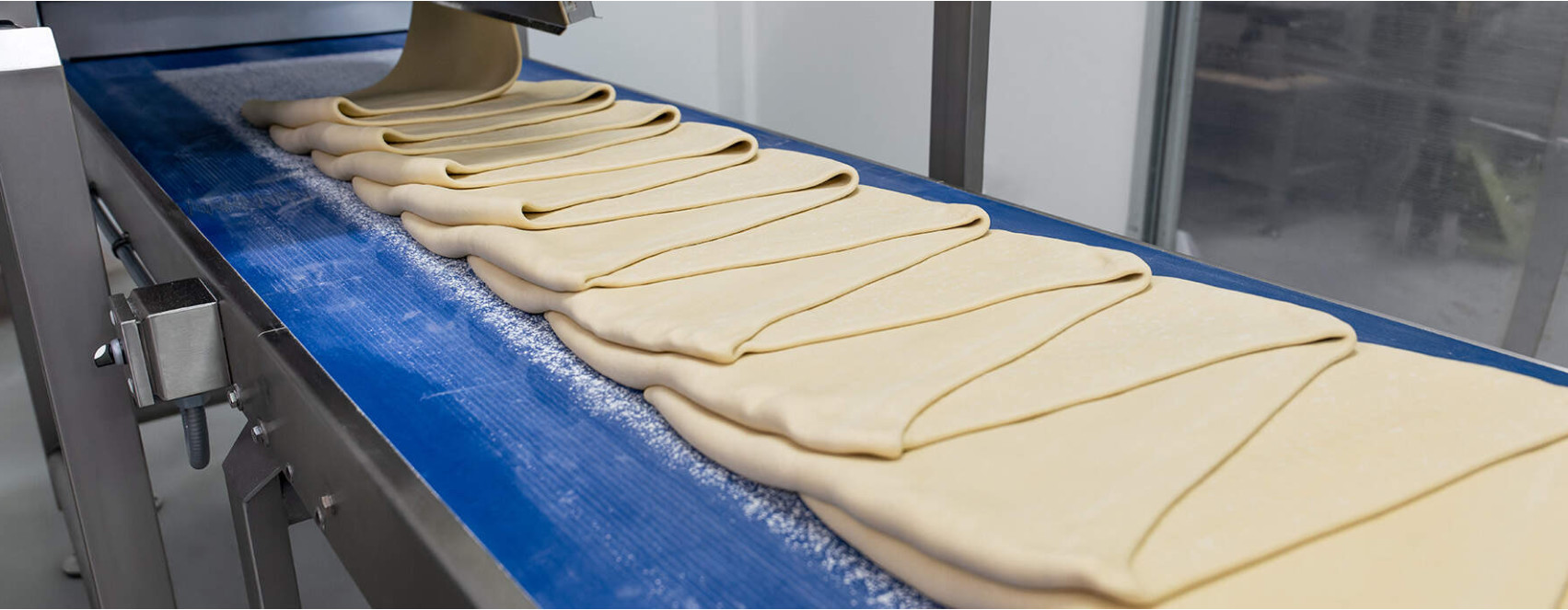 Industrial Full Automatic Puff Pastry Production Line Dough Sheeter Machine