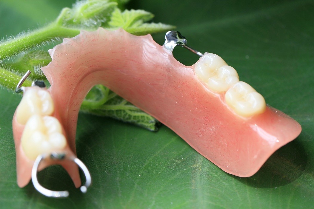 Hot Cured Removable Aesthetic Lower Partial Acrylic Denture