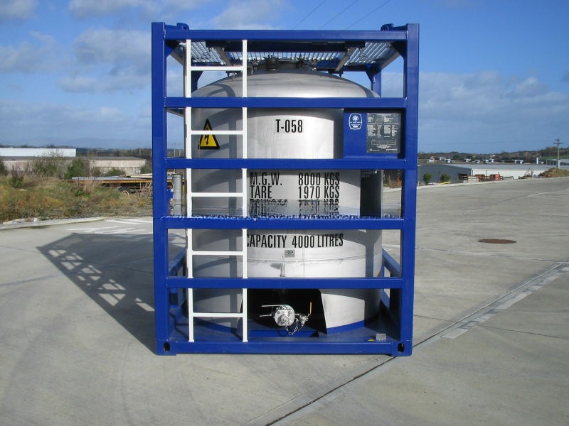 2900L-5000L Capacity Vertical Offshore Tank Container with Lifting Frame Weld Seam Acid Cleaning and Passivation Finish