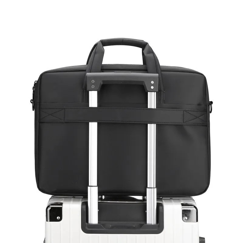 Unisex Travel Office 15.6 Inch Men'S Laptop Bags Reflective Lightweight OEM Wholesale