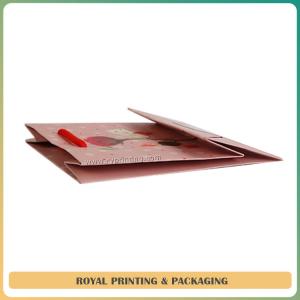 Wholesale high quality luxury but cost-effective colorful paper bag printing from china suppliers
