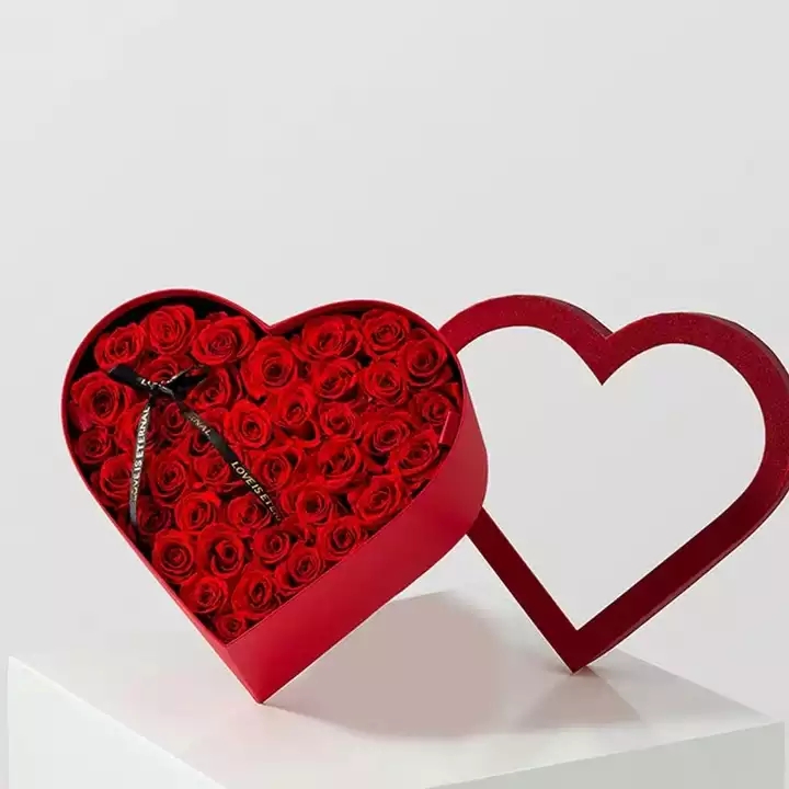 Clear Shiny Lid Heart Shaped Flower Packaging Boxes for Customized Flower Arrangements