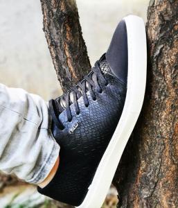Wholesale EUR Size 42 27cm Mens Casual Leather Slip On Shoes All Black Colorway from china suppliers