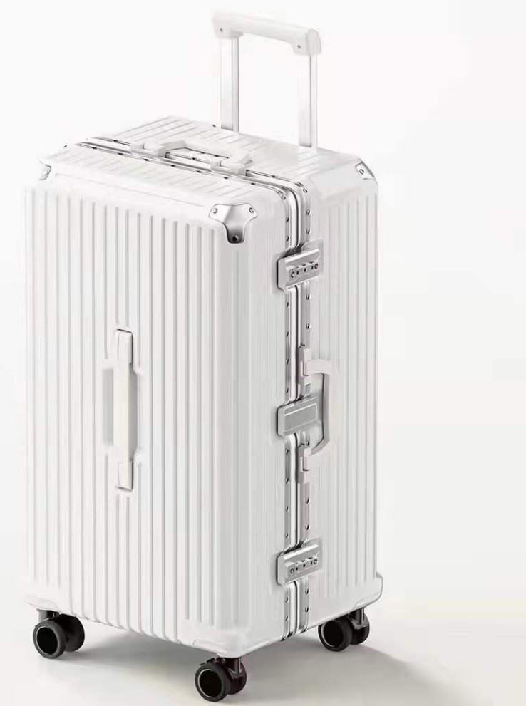 Factory Supplier Multi-Functional Aluminum Frame Luggage Box Hook Suitcases TSA Lock Luggage Case With USB Socket Cup