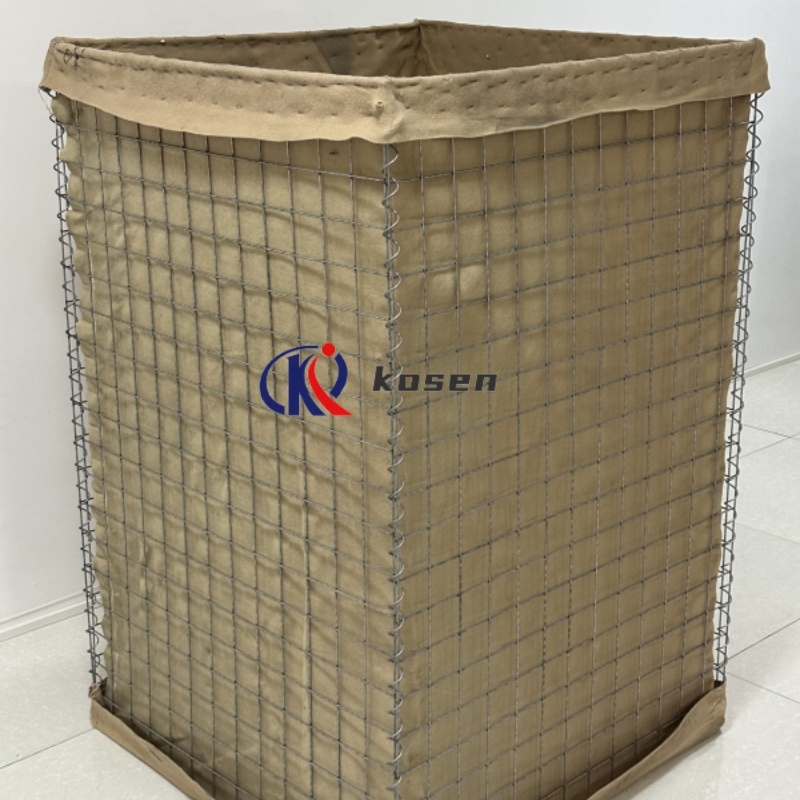 Galvanized/PVC Coated Razor Barbed Wire Mesh Fence for Prison Security at Affordable