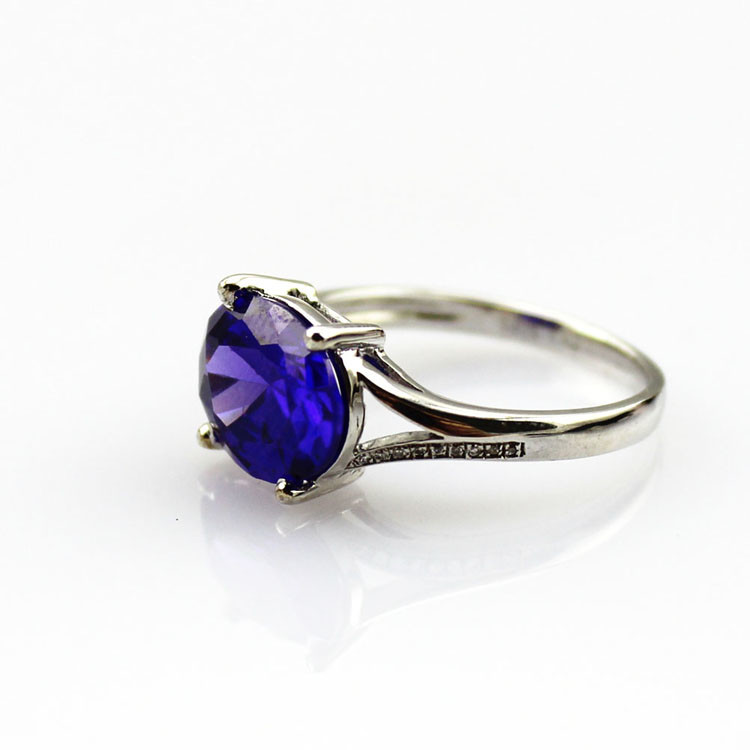 925 Sterling Silver Oval Purple Cubic Zirconia Ring(F65)