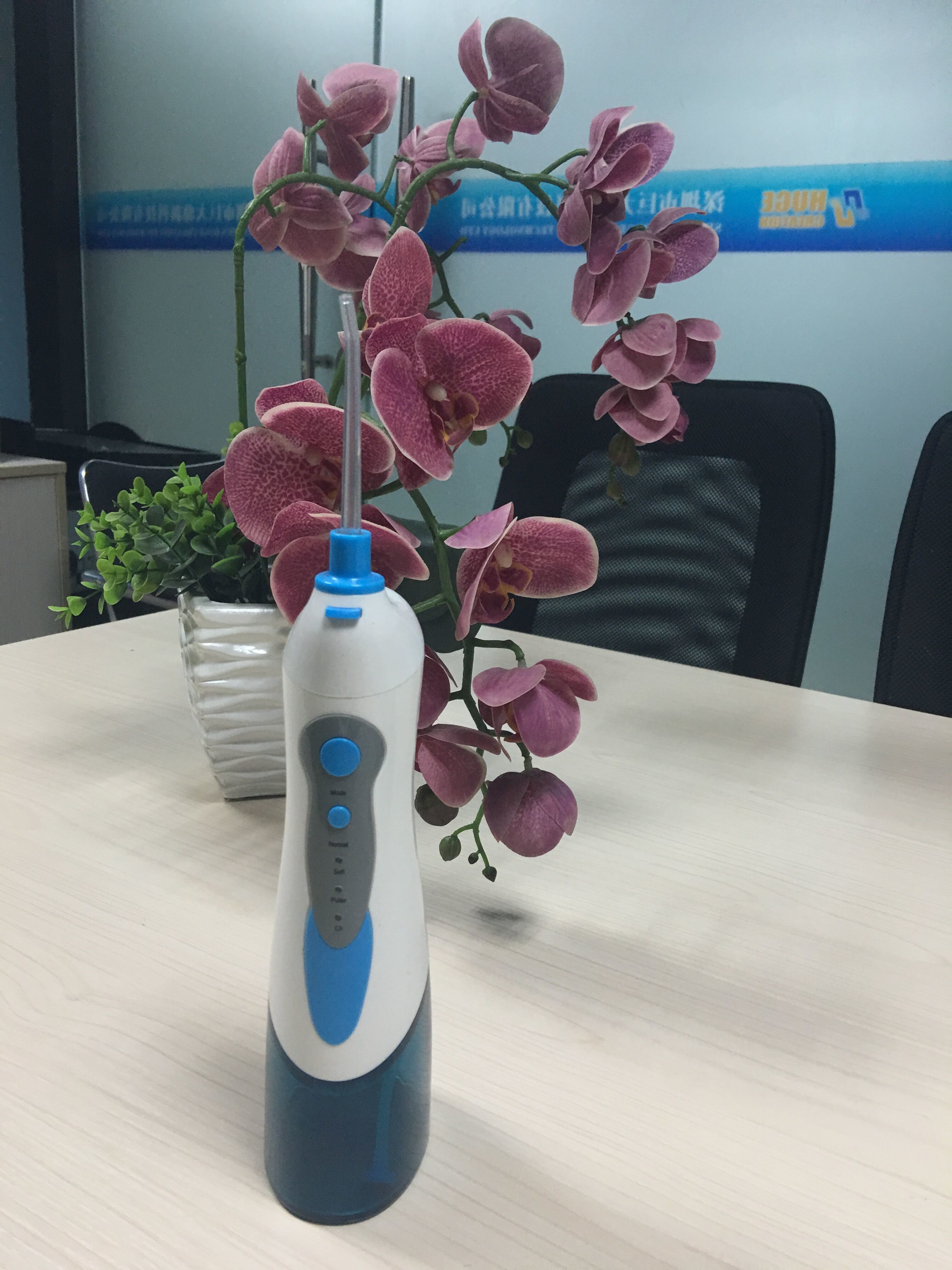 Portable Dental Water Flosser Blue Rechargeable Oral Irrigator For Adult
