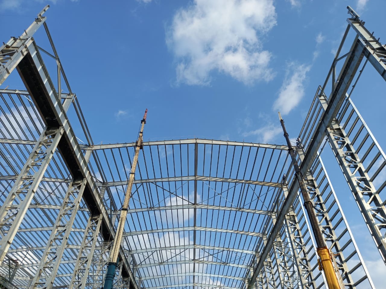 Carbon Steel Frame Commercial Building , Building Structural Steel Beams And Columns