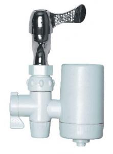 China Active Carbon Ceramic Water Tap Filter 0.1 - 0.35mpa Pressure No Leaking on sale