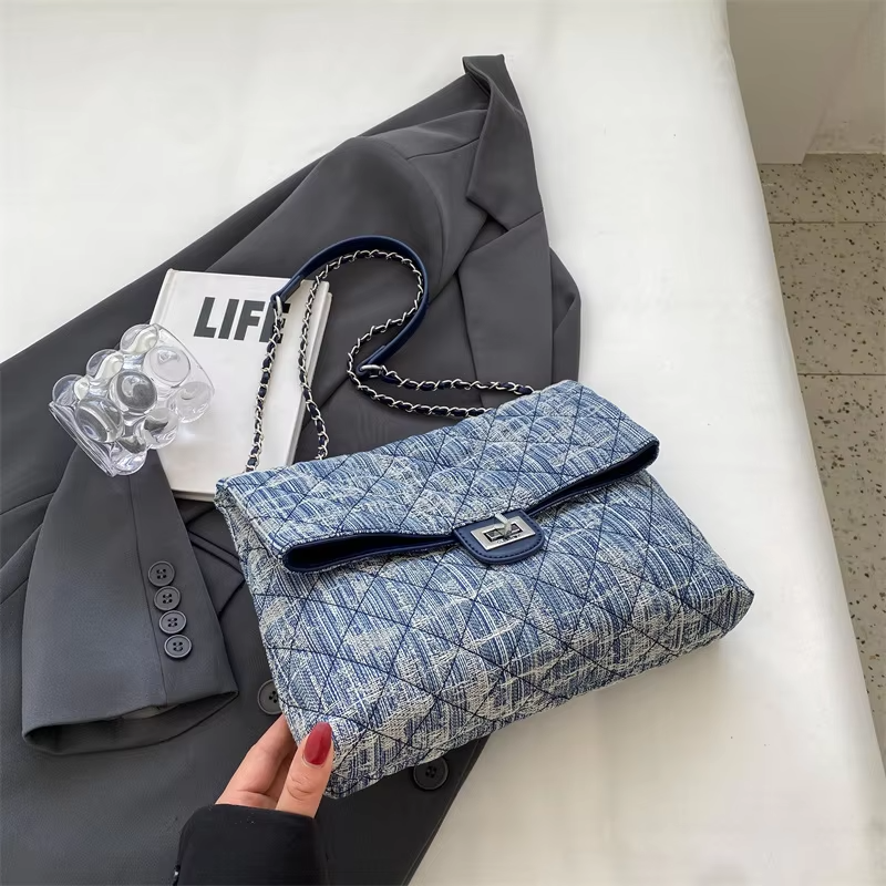 Korean Version Cute Chain Shoulder Bag Fast Shipping in 3-5 Days for Women's Plush Bag
