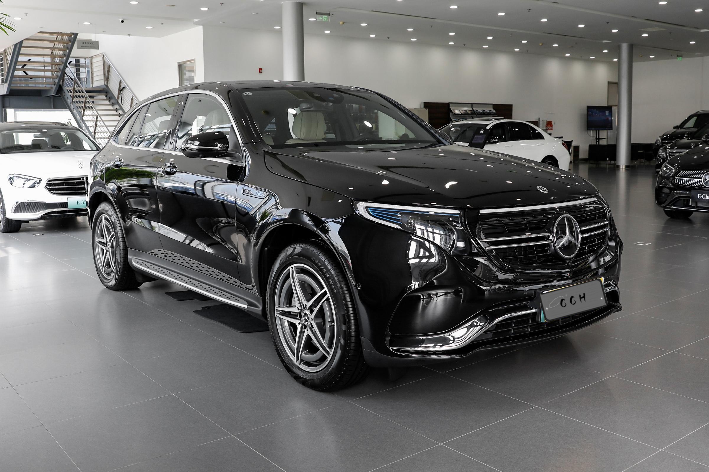 Energy Vehicle Mercedes EQC with Slow Charge 12-Hour Battery and Exquisite Workmanship