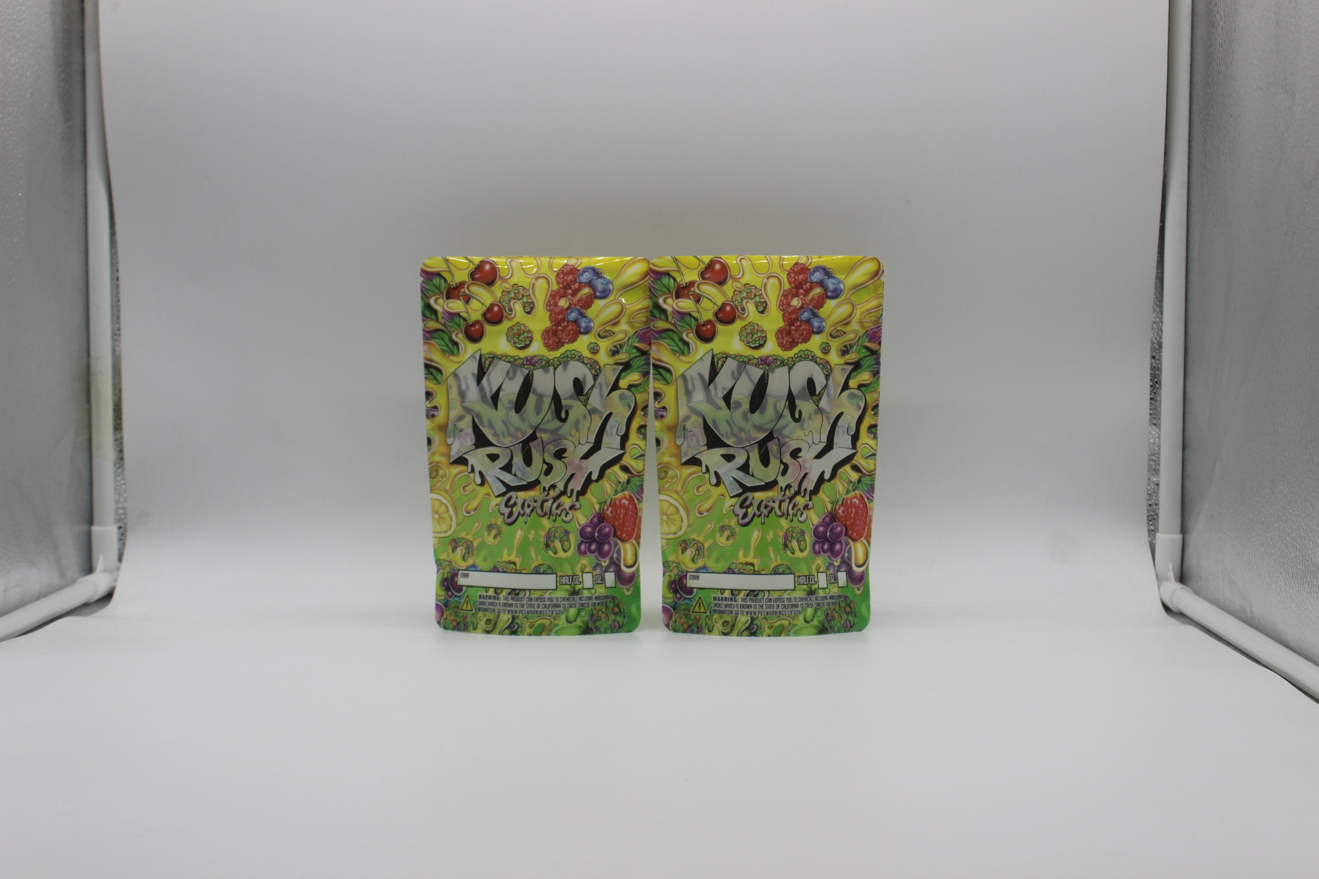 Custom BoPET Mylar weed Bags Gravure Printing With Child Proof Zipper