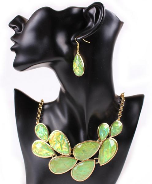 Hot fashion trends in Europe and America exaggerated clavicle chain necklace
