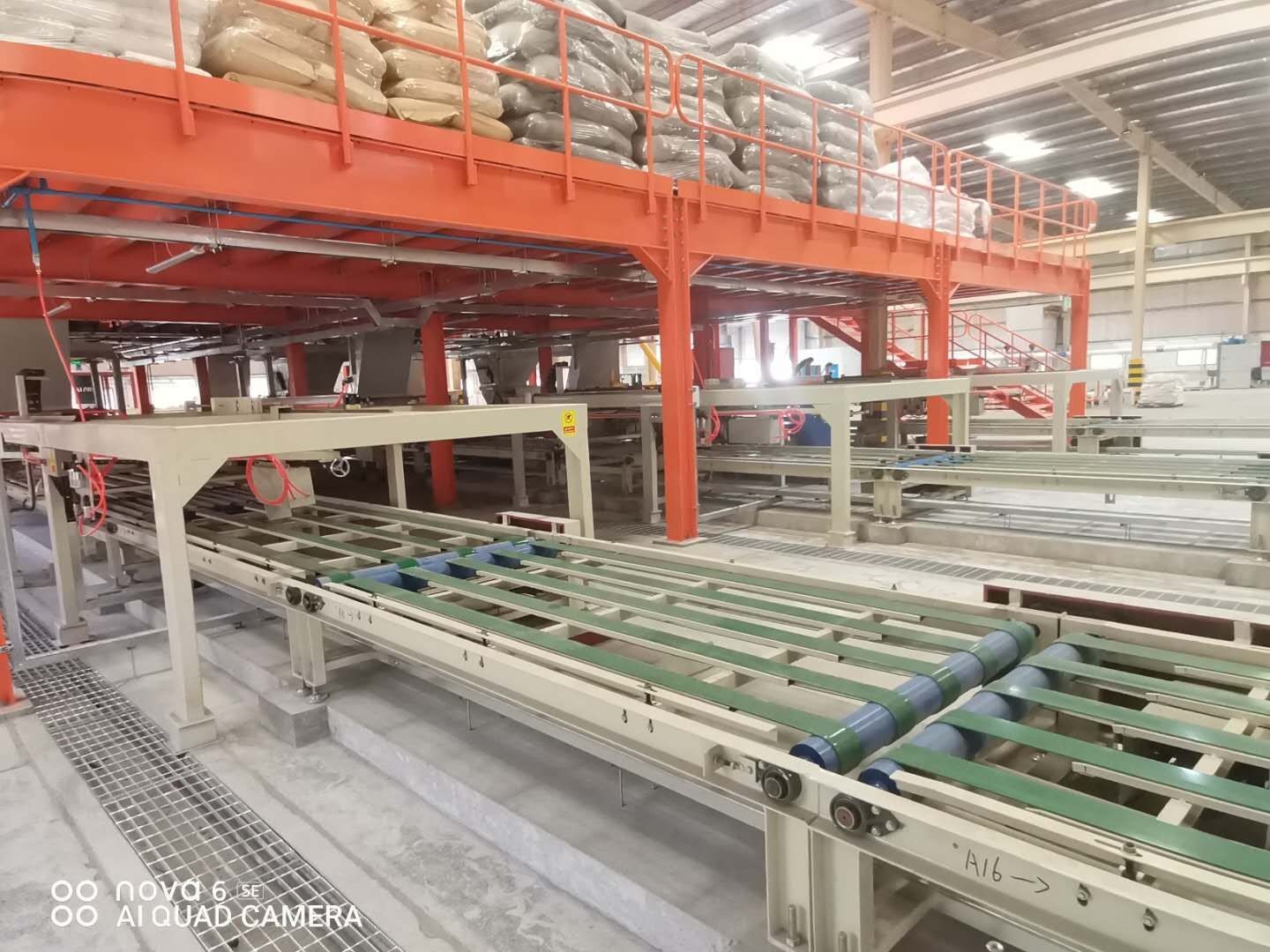 High Precision Glue Lamination Machine for Fiber Cement Board 50 Sheets Production capacity
