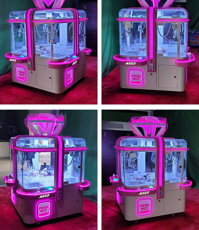 Rubik 'S Cube Coin Operated Claw Crane Game Machine 150W Four Player