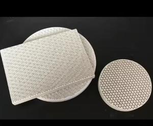 Wholesale High Strength 50-200 Mm Cordierite Porous Infrared Honeycomb Ceramic Plate For Burner Thermal Shock Resistance from china suppliers