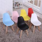 Cadeira Eames Dining Chair 48*42*82cm Contemporary with Wooden Legs