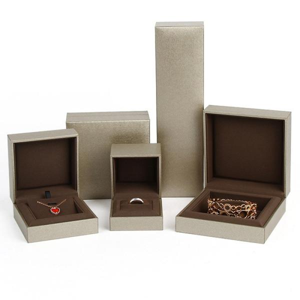 Customized Luxury Jewelry Gift Box for Earrings Bracelets Necklaces Elegant