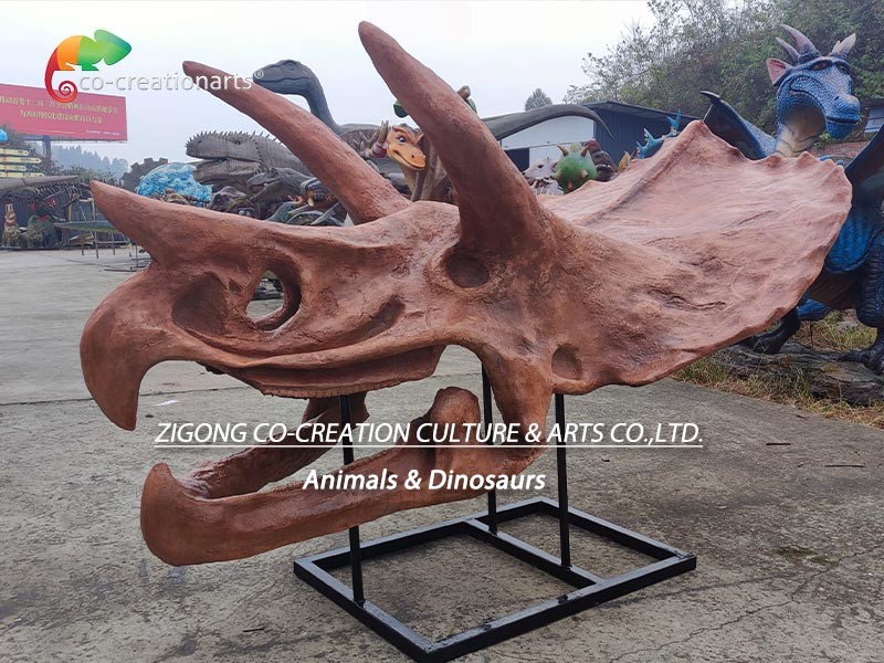 Jurassic World Replica Triceratops Skeleton Sunproof For Museum