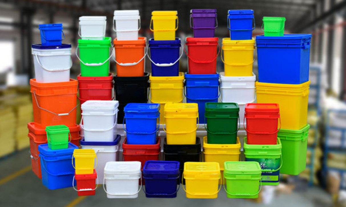 Impact Resistance Square Plastic Bucket With Handle