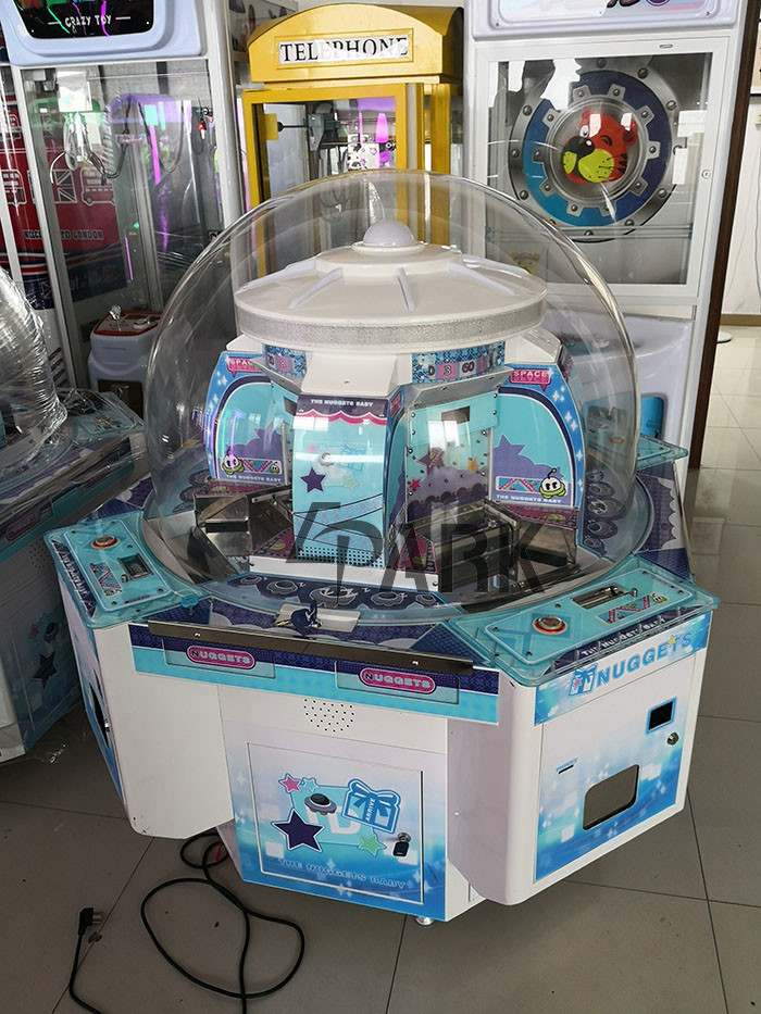 Kids Coin Pusher Arcade Crane Game Machine / Toys Gift Vending Machine