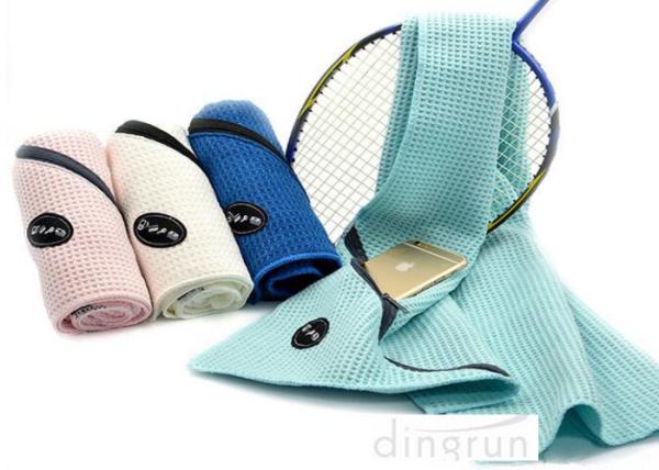Solid Color Waffle Sports Gym Towels With Zippered Pocket , Water Absorbent