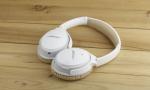SoundLink around-ear wireless headphones II White
