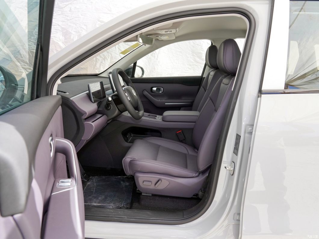 2024 Leapmotor C10 New Energy Vehicle Electric 5-Door 5-Seat SUV Car