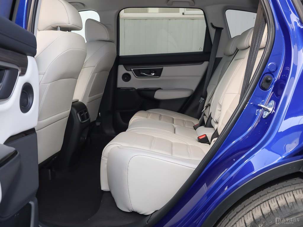 2021 version of Dongfeng Honda Ruichi hybrid vehicle designed by China, sold in stock