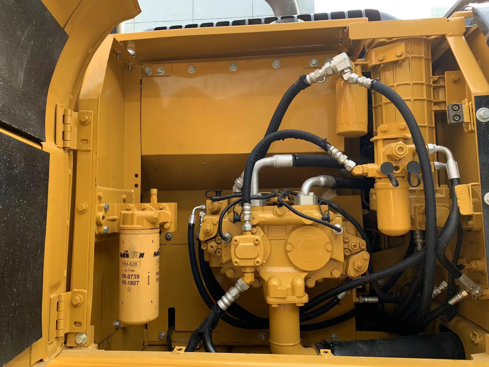 Mechanical Transmission Used CAT Excavators With Original CAT Bucket
