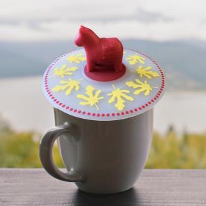 China Customizable Cute Cartoon Coffee Cup Silicone Lid Reusable Dustproof Cup Lid, Suction Lid Sealing Lid on sale